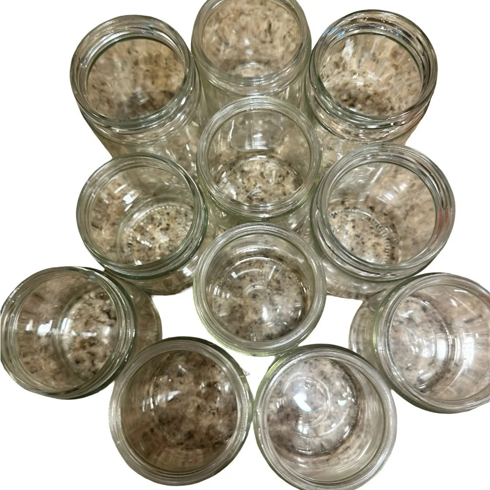 11 Glass Jars (No LIDS) (Used - Good Condition) 🫙